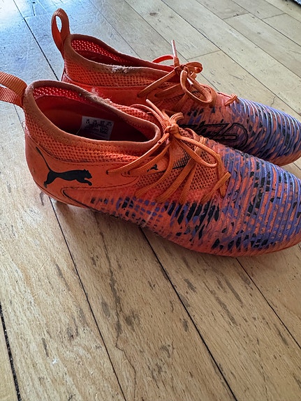 Product image 1 of 3