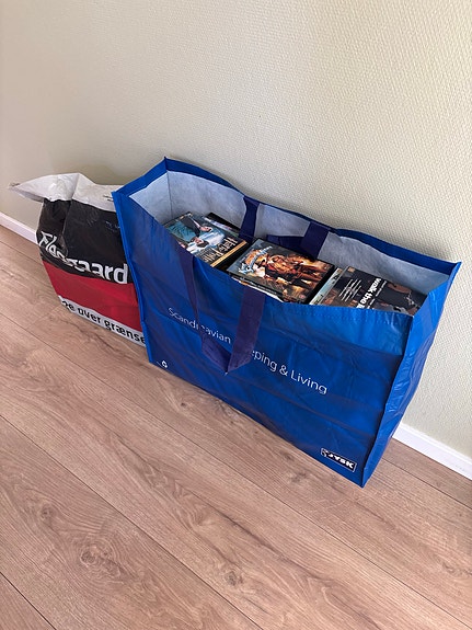 Product image 1 of 3