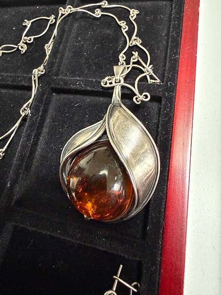 Product image 13 of 17