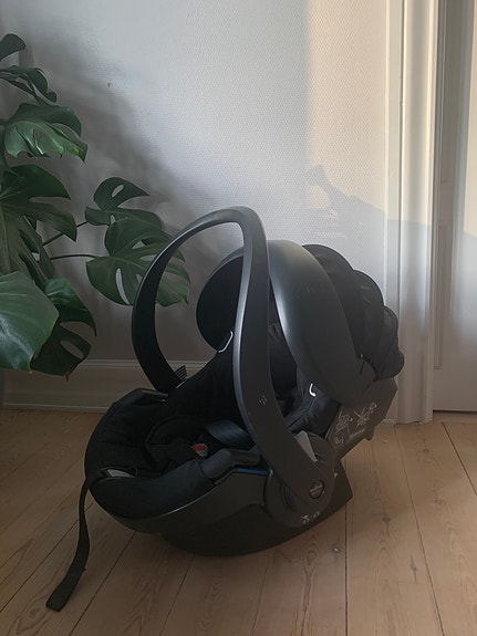 Product image 1 of 7