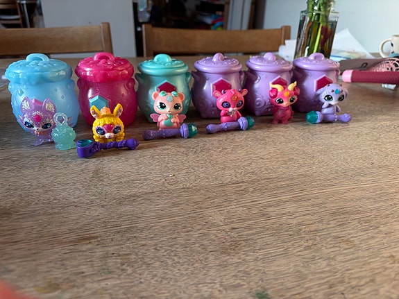 Product image 1 of 8