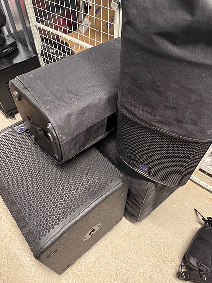 Product image 1 of 3