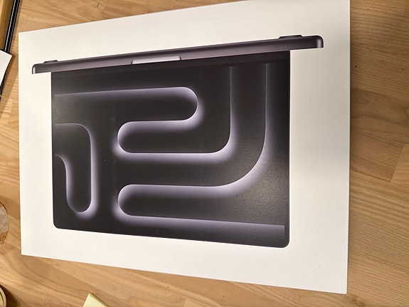 Product image 1 of 4