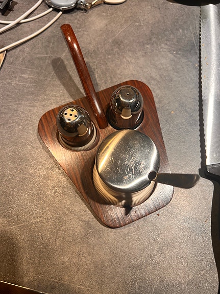 Product image 1 of 5