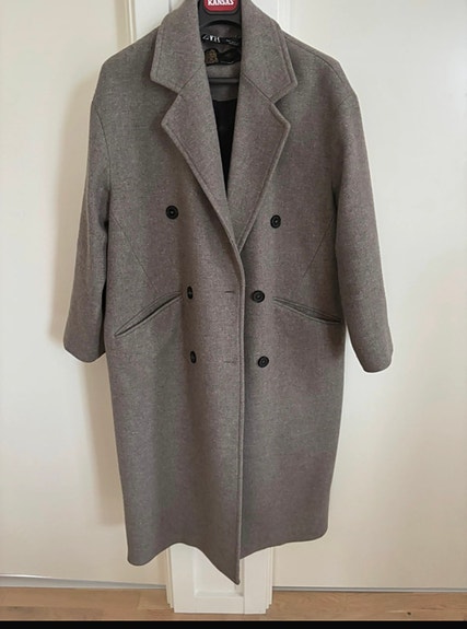 Product image 1 of 8