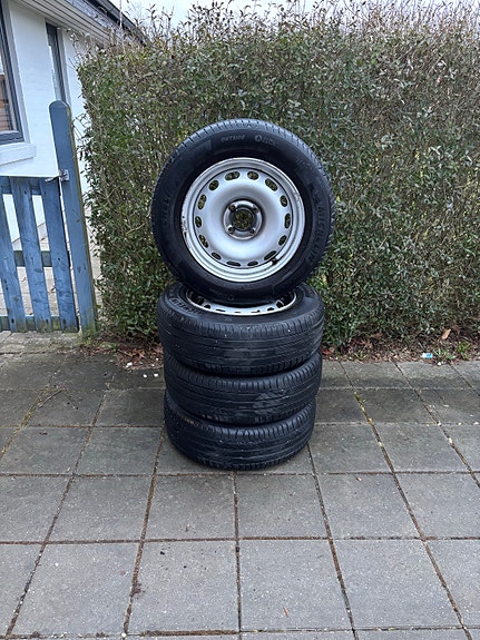 Product image 1 of 8