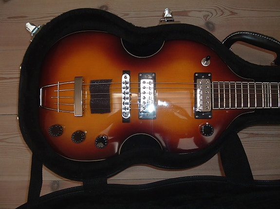 Product image 1 of 6