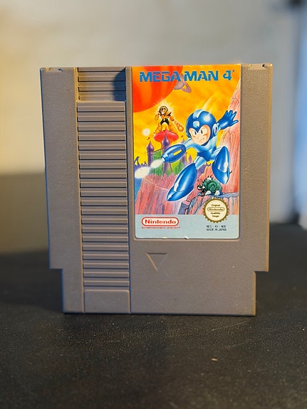 Product image 1 of 3