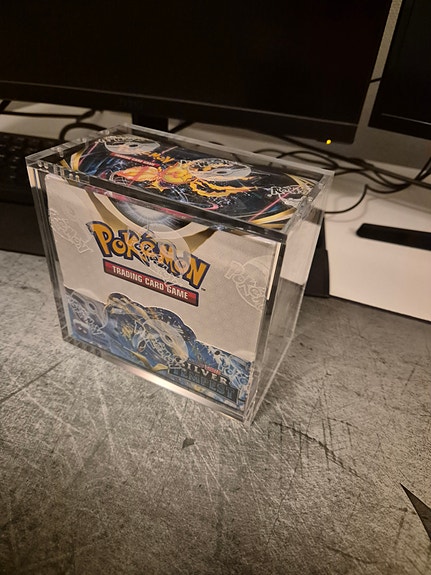 Product image 1 of 2