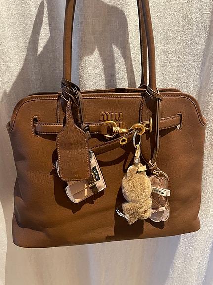 Product image 24 of 24