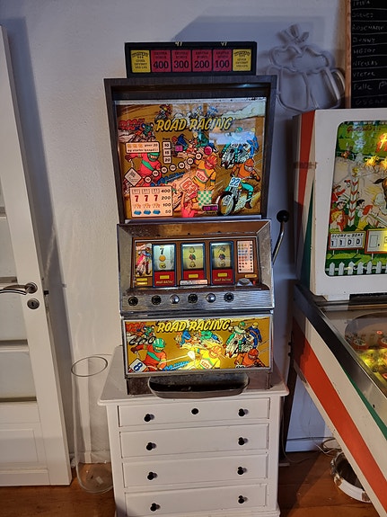 Product image 1 of 3