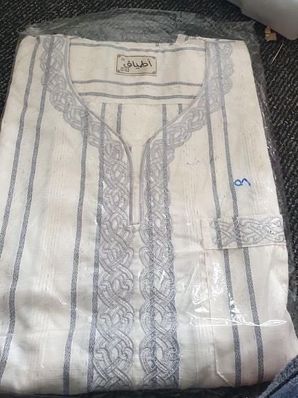 Product image 1 of 4