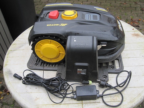 Product image 2 of 9