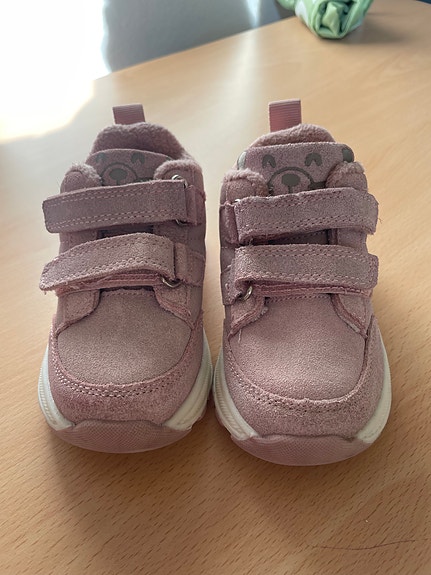 Product image 1 of 3