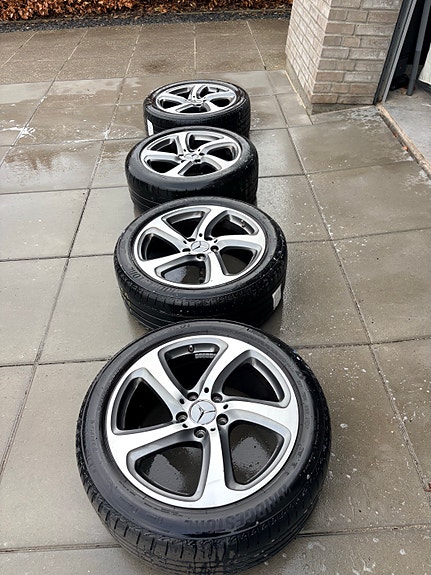 Product image 1 of 6