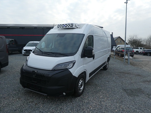 Peugeot Boxer 335