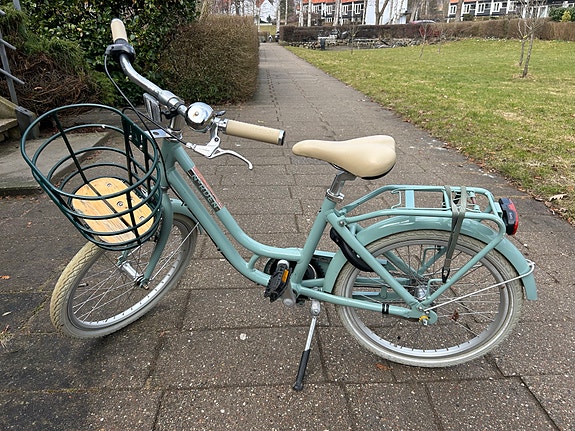 Product image 1 of 4