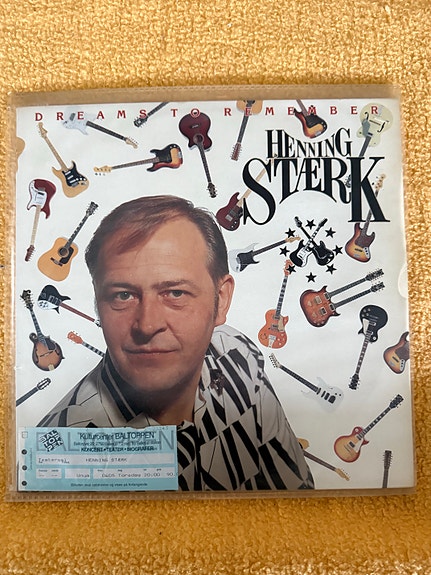 Product image 1 of 4