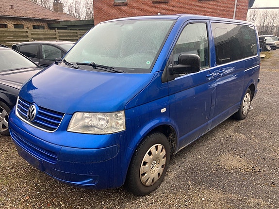 VW Caravelle