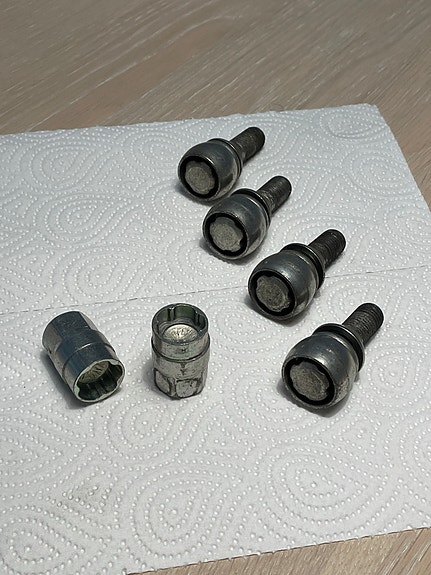 Product image 9 of 10
