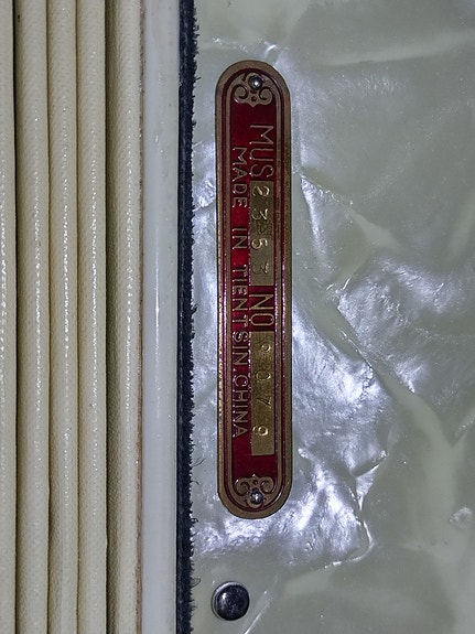 Product image 6 of 7