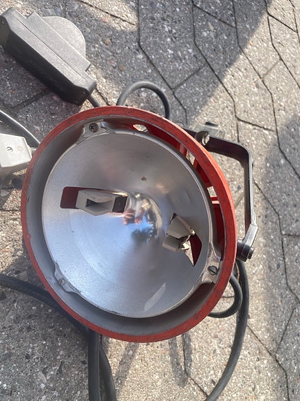 Product image 1 of 4