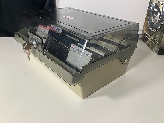 Product image 1 of 4