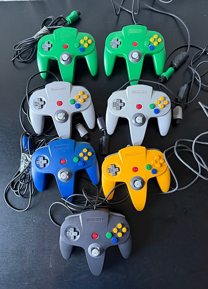 Product image 1 of 4