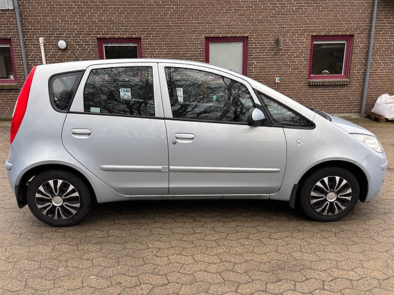 Mitsubishi Colt 2005 photo 5
