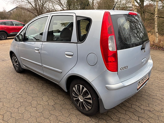 Mitsubishi Colt 2005 photo 4