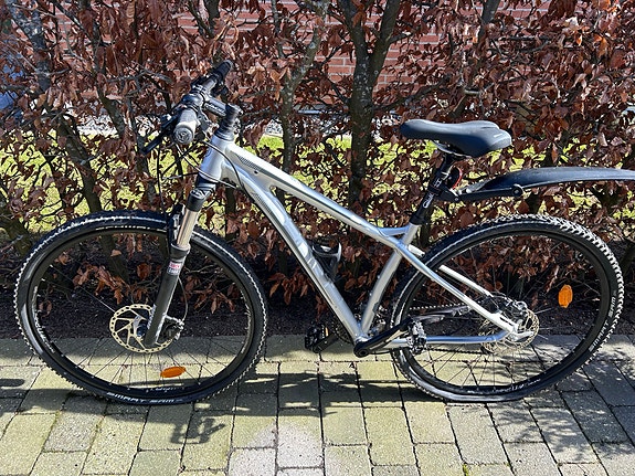 Product image 1 of 8