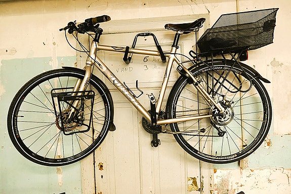 Product image 1 of 9