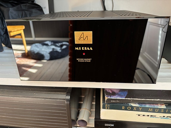 Product image 1 of 6