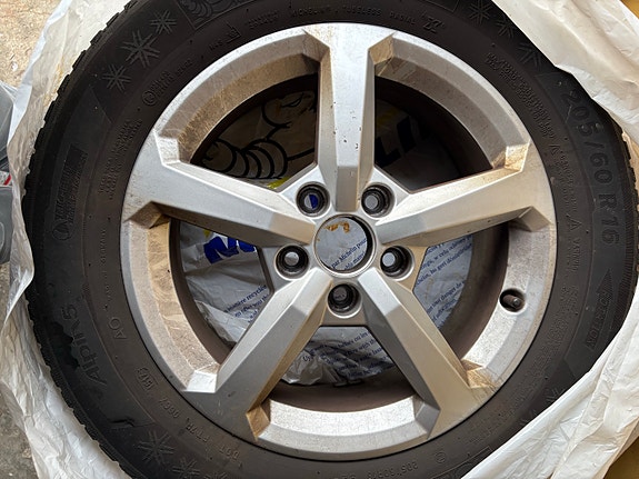 Product image 1 of 4