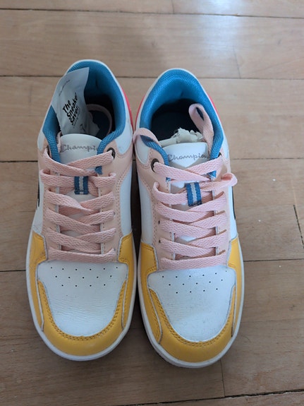 Product image 1 of 3