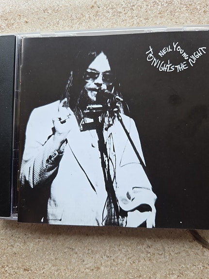 Product image 1 of 2