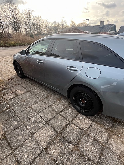 Product image 1 of 5