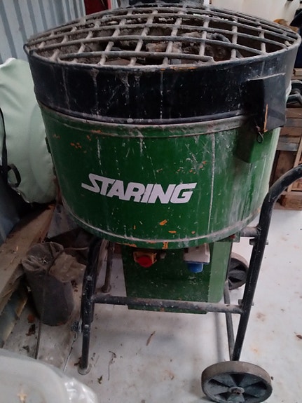 Product image 1 of 6