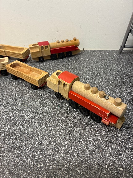 Product image 1 of 3