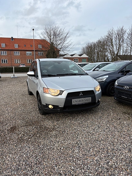 Mitsubishi Colt