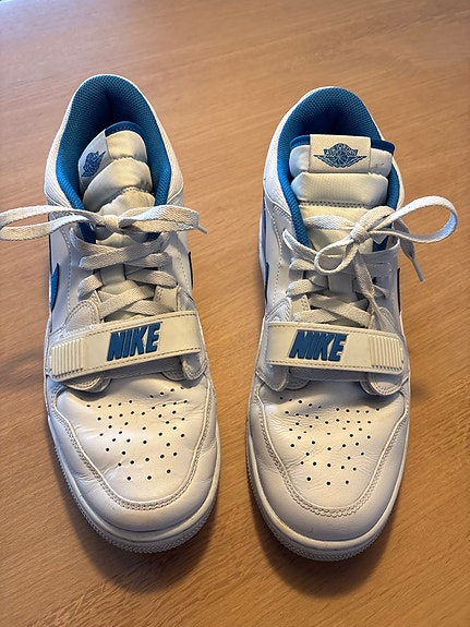 Product image 1 of 10