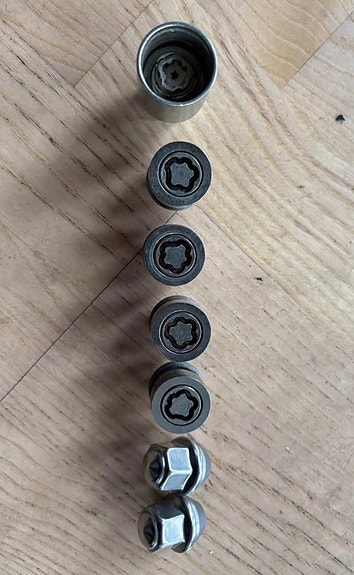 Product image 2 of 2