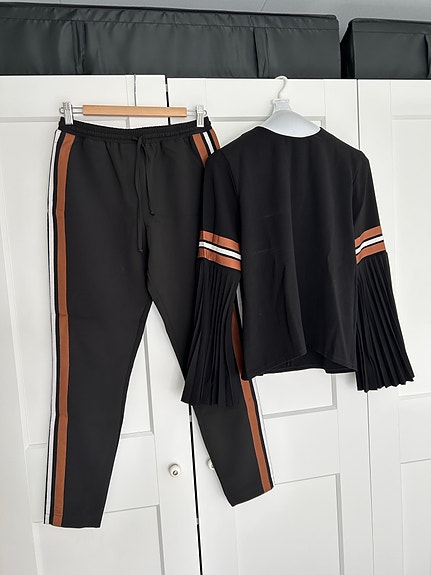 Product image 1 of 10