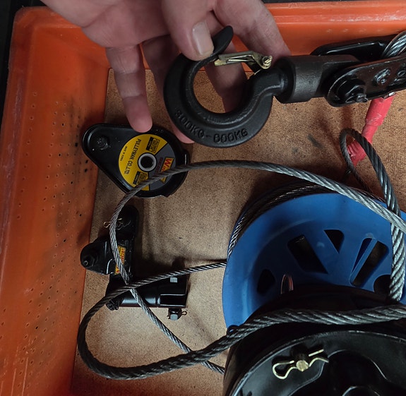 Product image 1 of 7