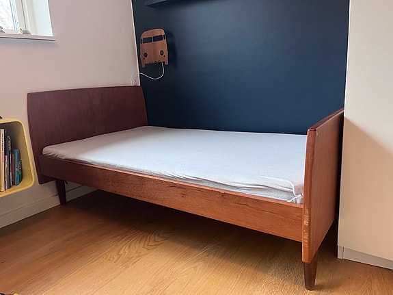 Product image 1 of 7