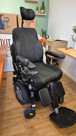 Product image 1 of 3