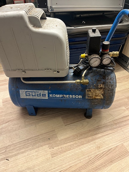 Product image 1 of 2