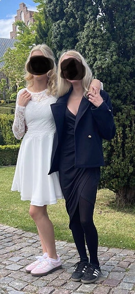 Product image 1 of 7