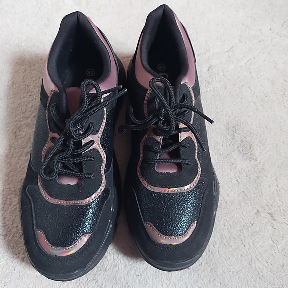 Product image 1 of 10