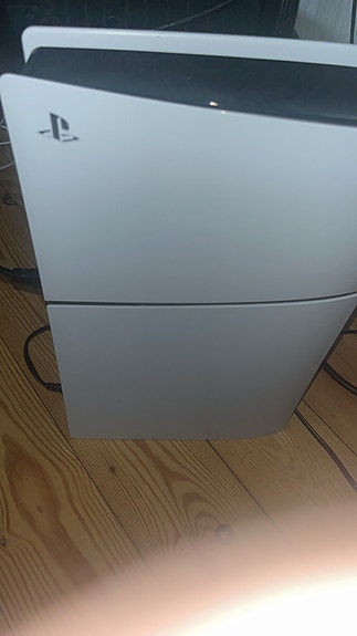 Product image 1 of 3